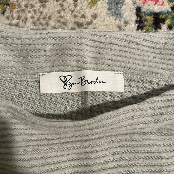 Grey Ribbed Sweater - Picture 4 of 4